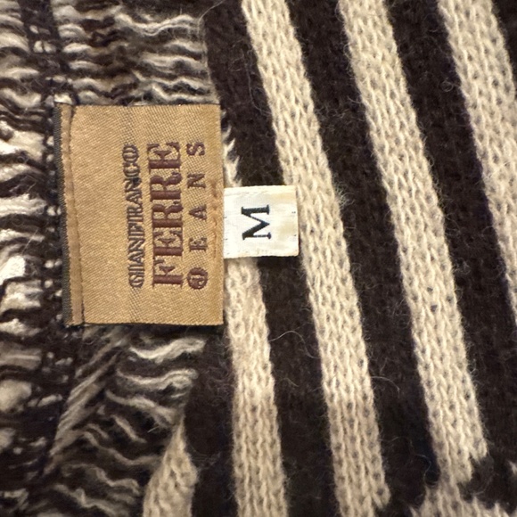 FERRE Sweater size M - Picture 2 of 5